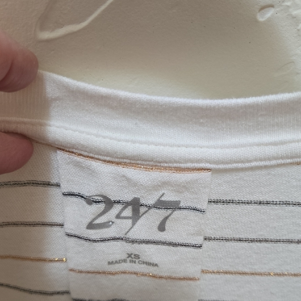 3/$10 24/7 Comfort Apparel White Striped Muscle Tee - Picture 2 of 5